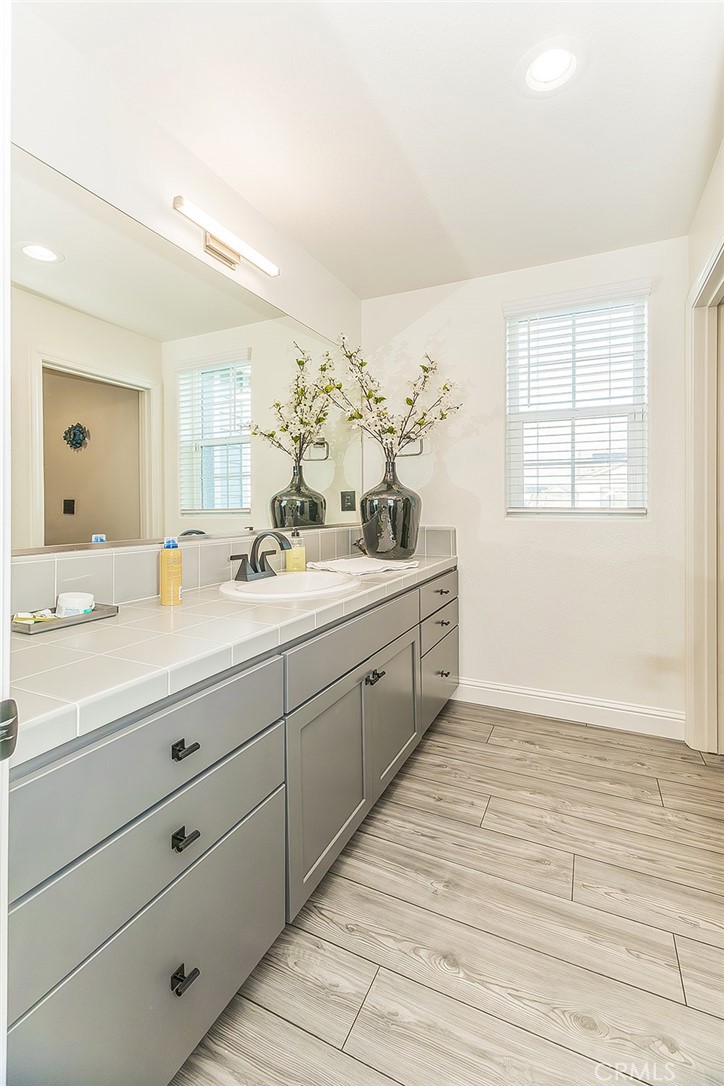 4148 Beverly Ave, Clovis, CA 93619