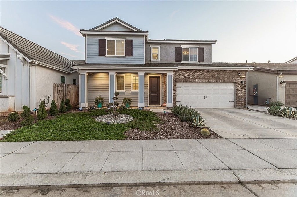 4148 Beverly Ave, Clovis, CA 93619