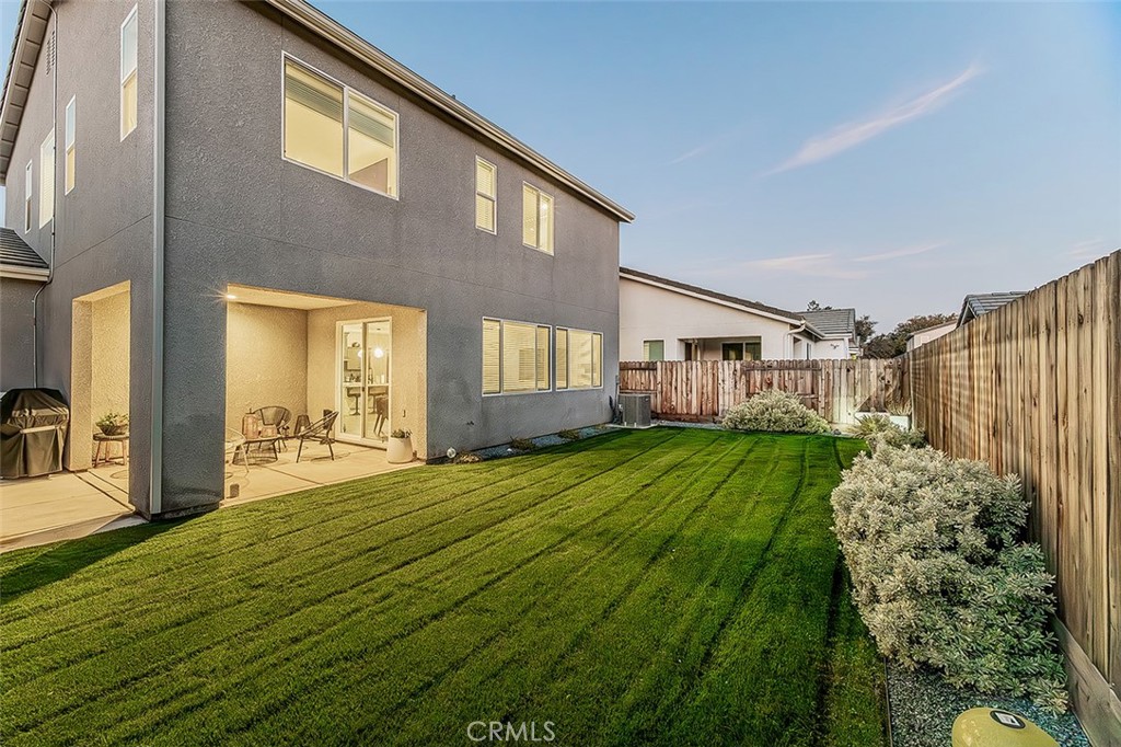 4148 Beverly Ave, Clovis, CA 93619