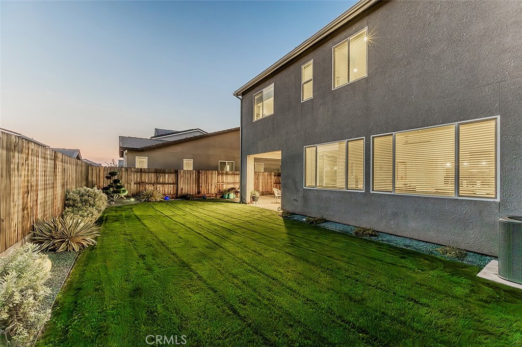 4148 Beverly Ave, Clovis, CA 93619