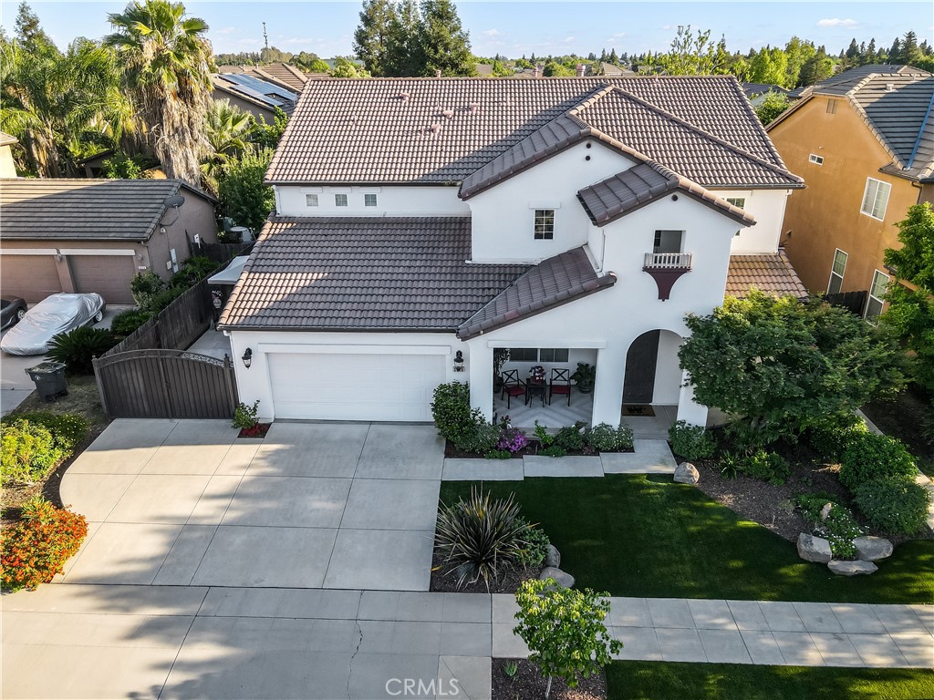 3046 Indianapolis, Clovis, CA 93619