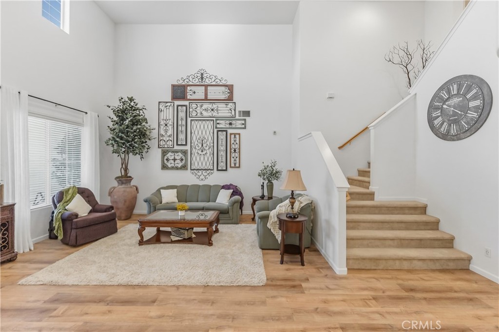 3046 Indianapolis, Clovis, CA 93619