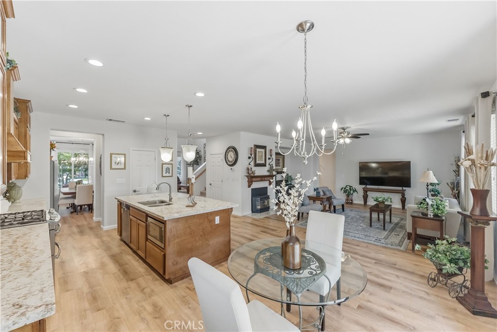 3046 Indianapolis, Clovis, CA 93619