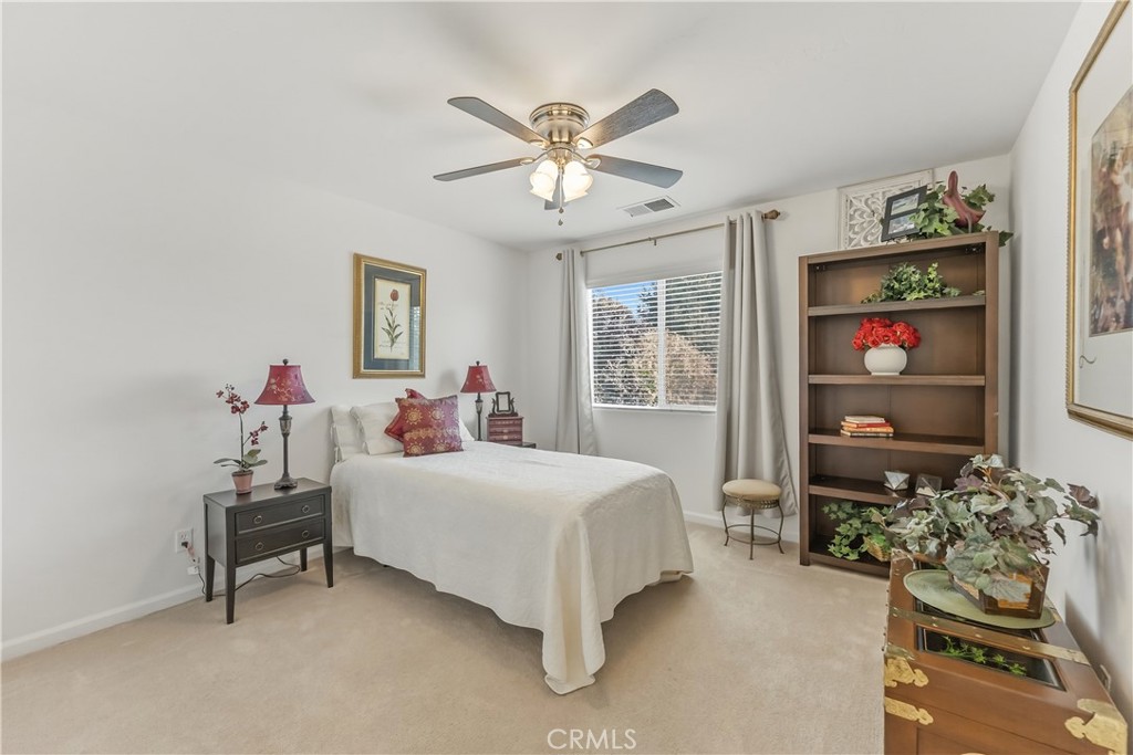 3046 Indianapolis, Clovis, CA 93619