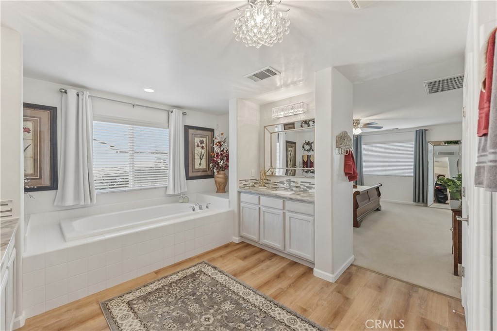 3046 Indianapolis, Clovis, CA 93619