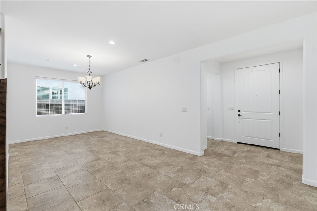 3451 Wrenwood Ave, Clovis, CA 93619