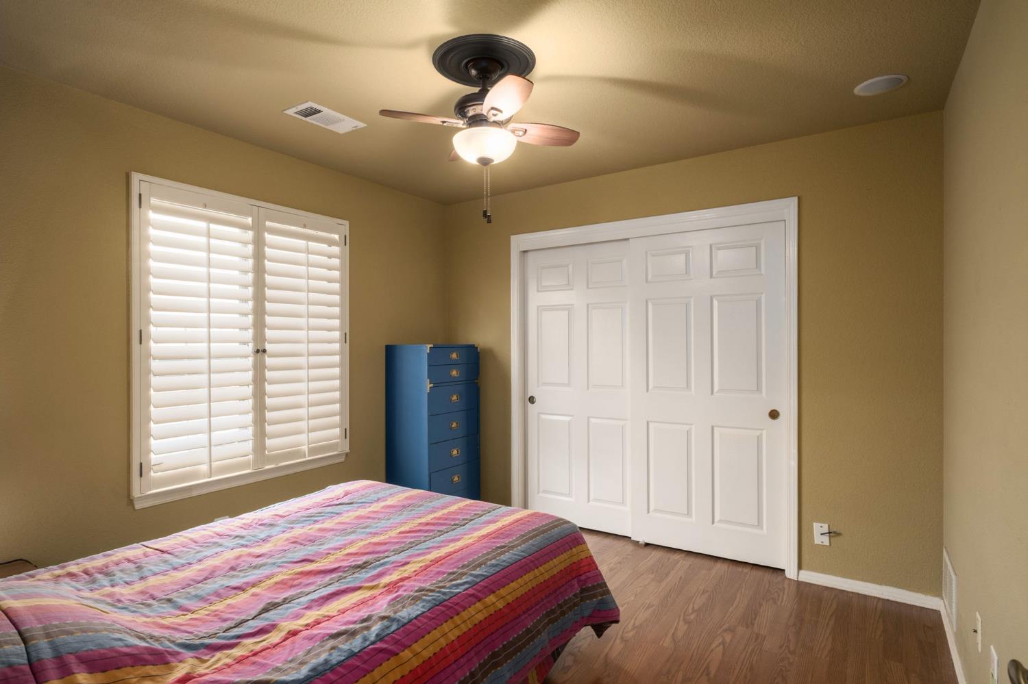 295 W Paul Ave, Clovis, CA 93612
