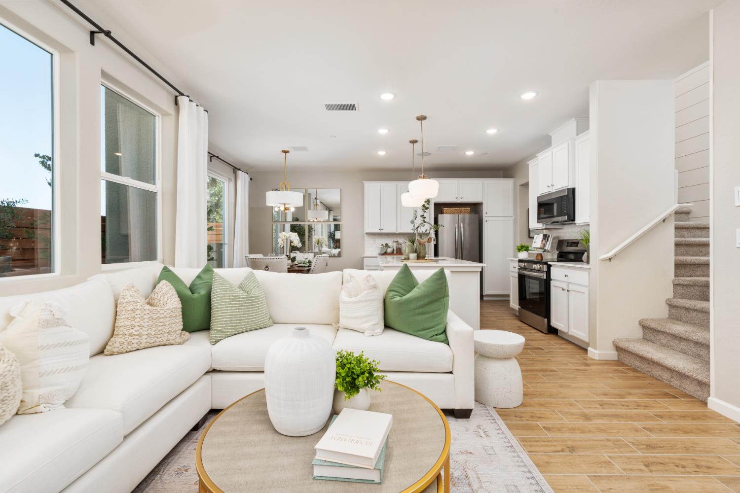 1539 Pioneer Ln, Clovis, CA 93619