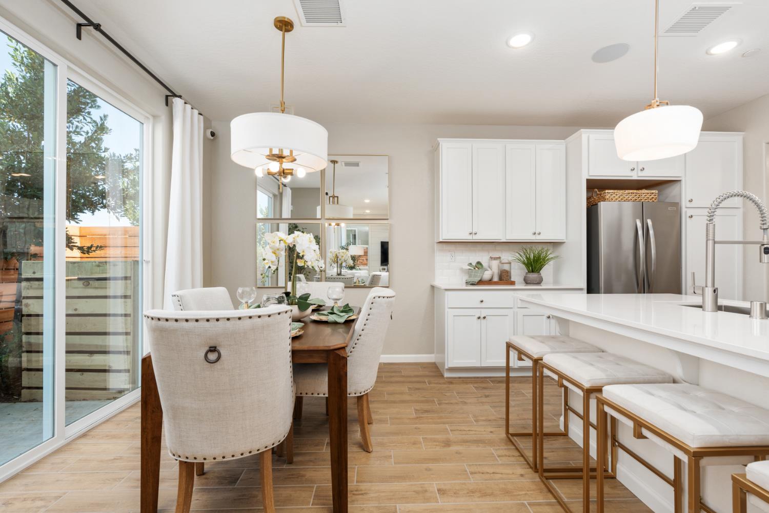 1539 Pioneer Ln, Clovis, CA 93619