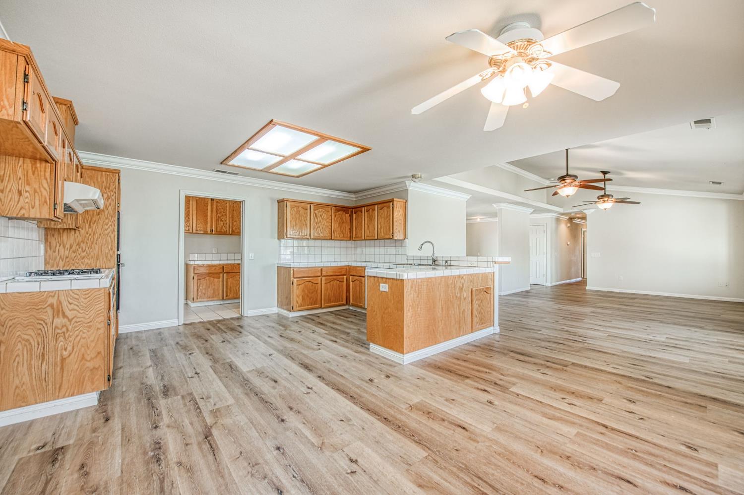 12096 E Shepherd Ave, Clovis, CA 93619