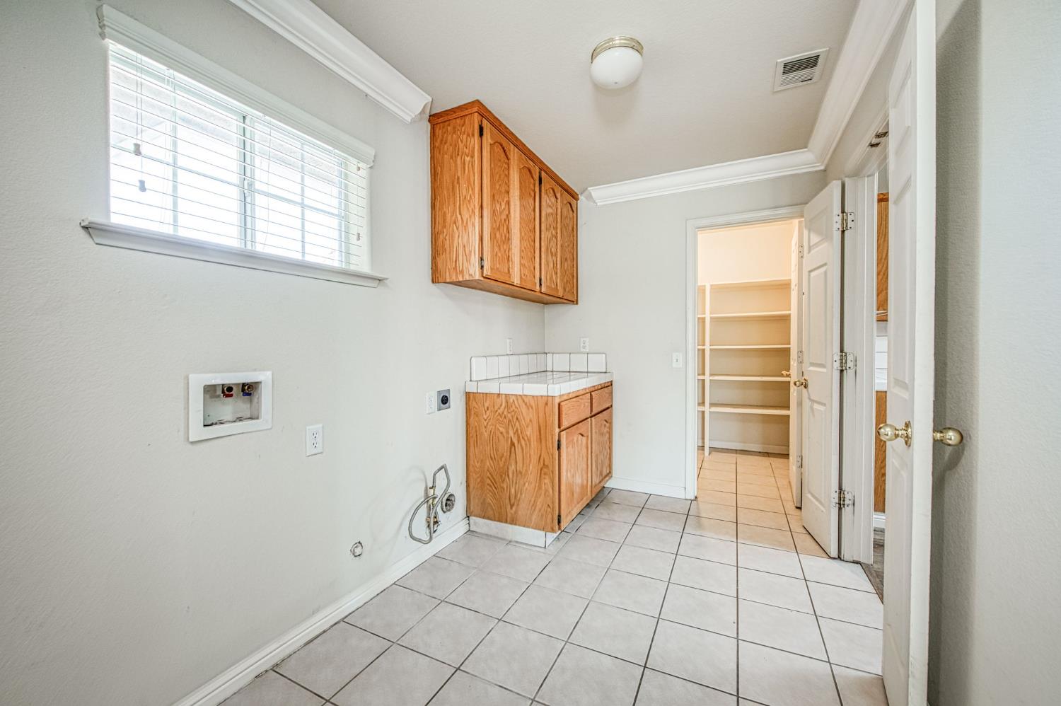 12096 E Shepherd Ave, Clovis, CA 93619