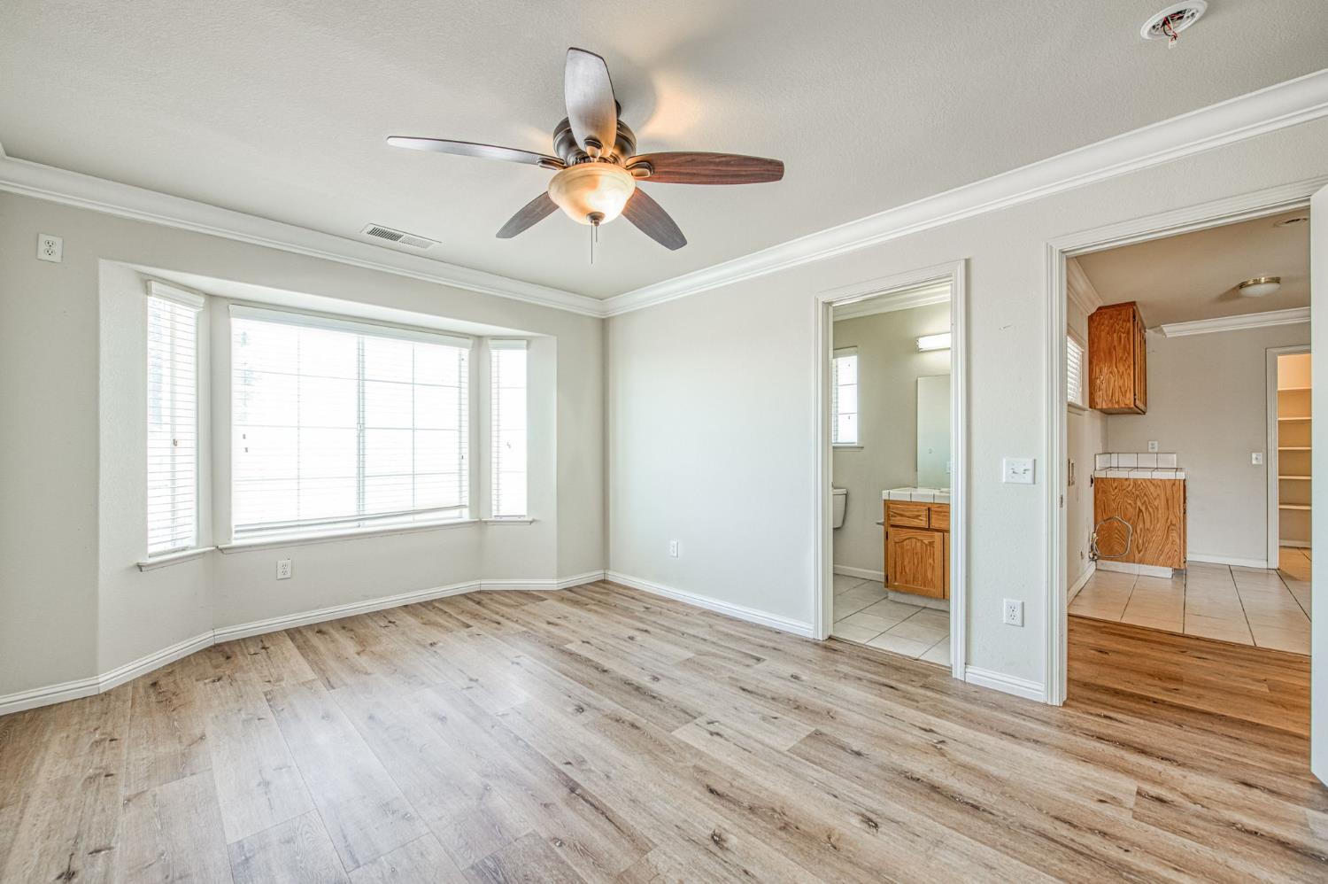 12096 E Shepherd Ave, Clovis, CA 93619