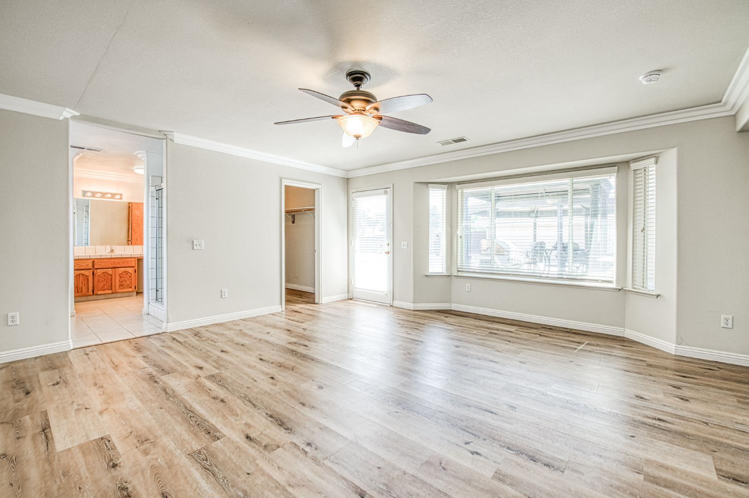 12096 E Shepherd Ave, Clovis, CA 93619