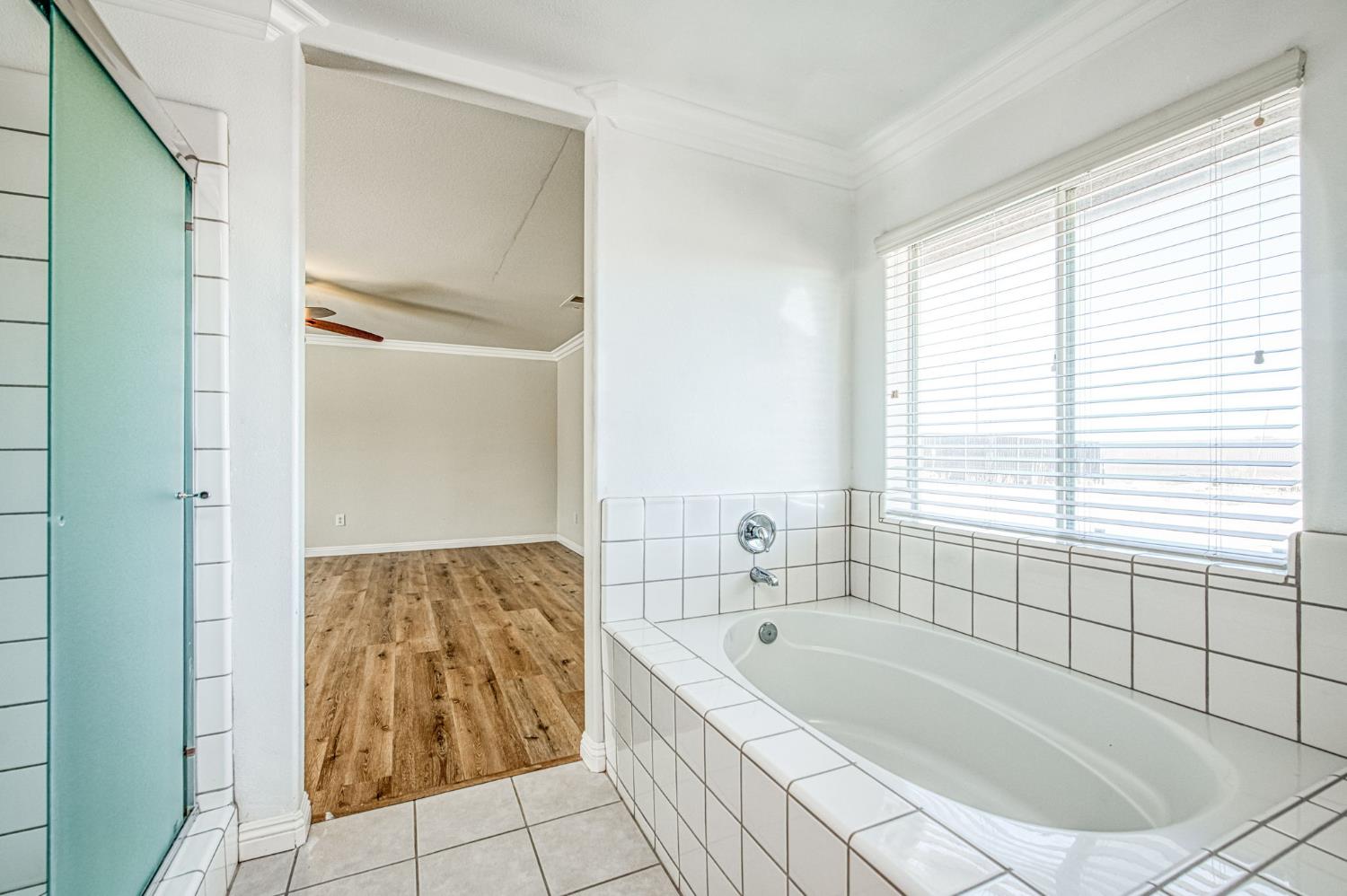 12096 E Shepherd Ave, Clovis, CA 93619