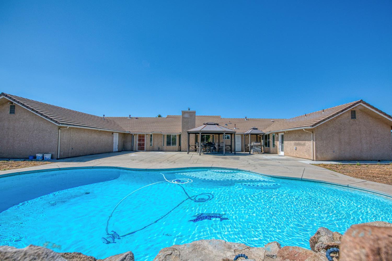 12096 E Shepherd Ave, Clovis, CA 93619