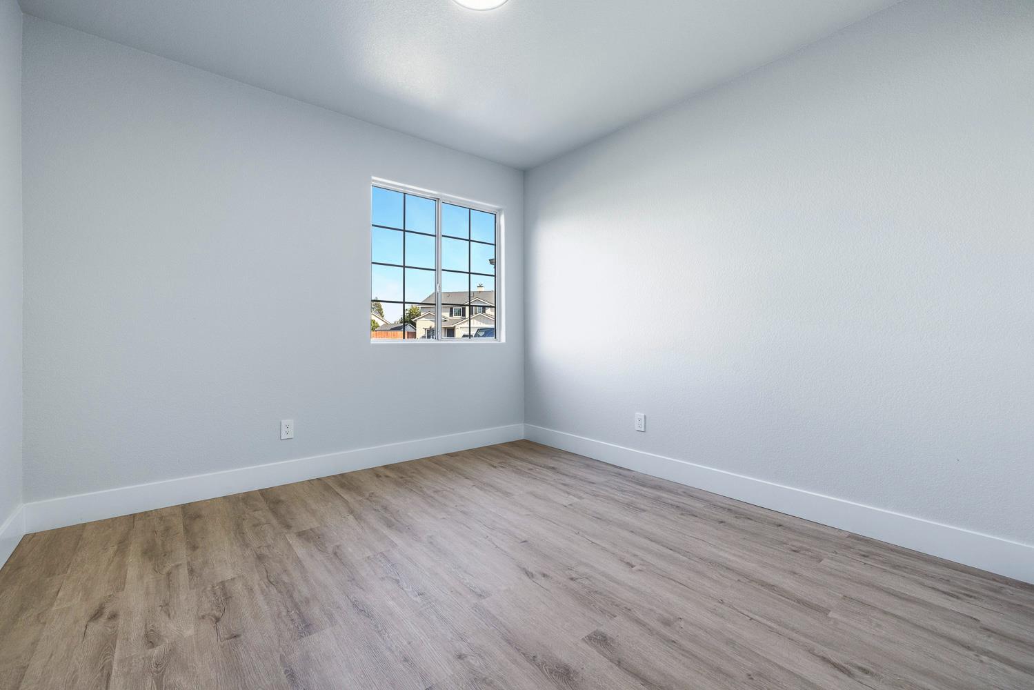 3514 Hornet Ave, Clovis, CA 93611