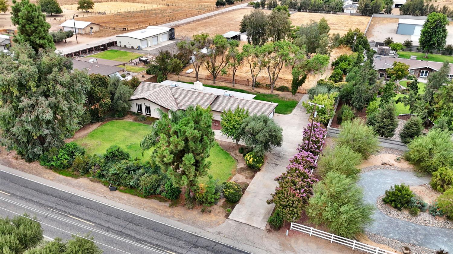 9321 E Bullard Ave, Clovis, CA 93619