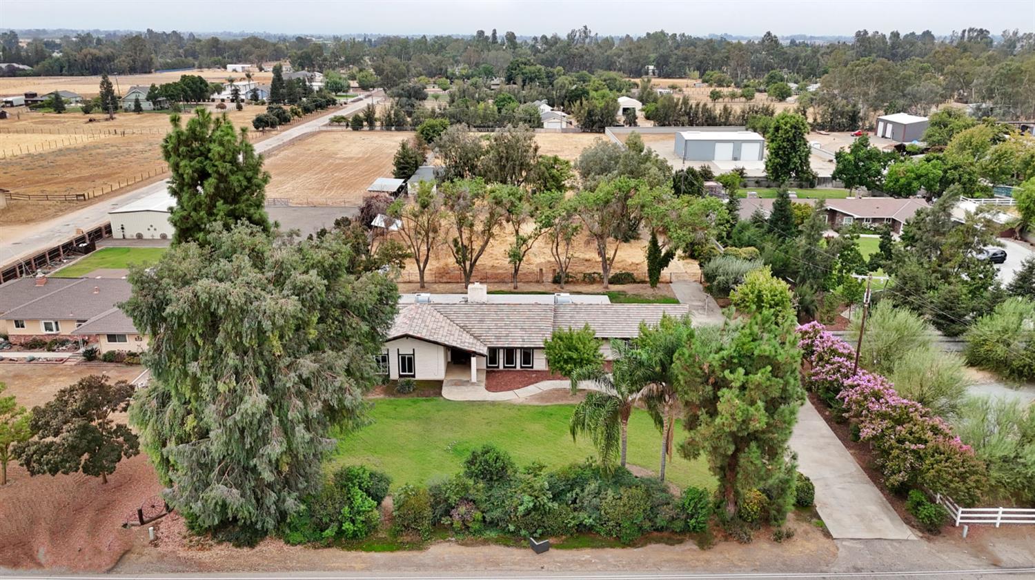 9321 E Bullard Ave, Clovis, CA 93619
