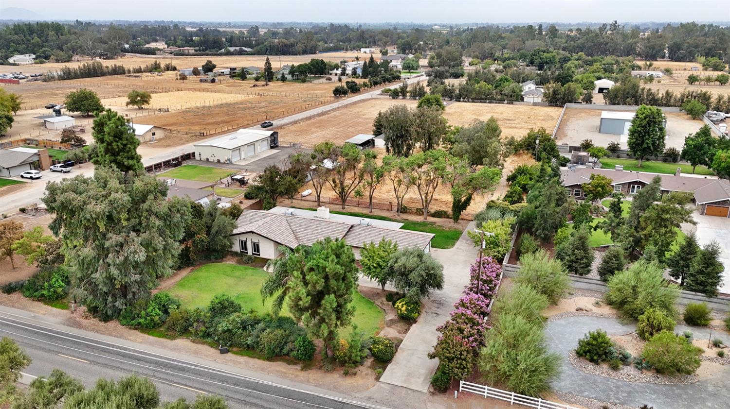9321 E Bullard Ave, Clovis, CA 93619