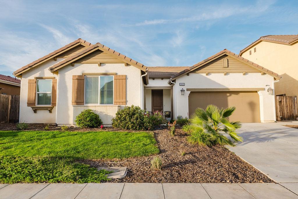 3923 Finchwood Ave, Clovis, CA 93619