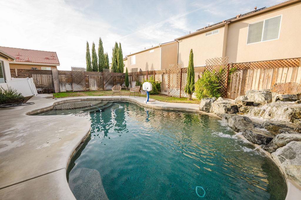 3923 Finchwood Ave, Clovis, CA 93619