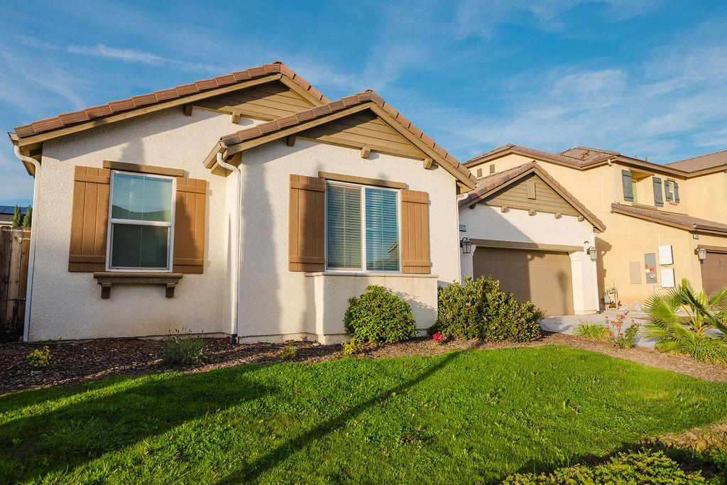 3923 Finchwood Ave, Clovis, CA 93619