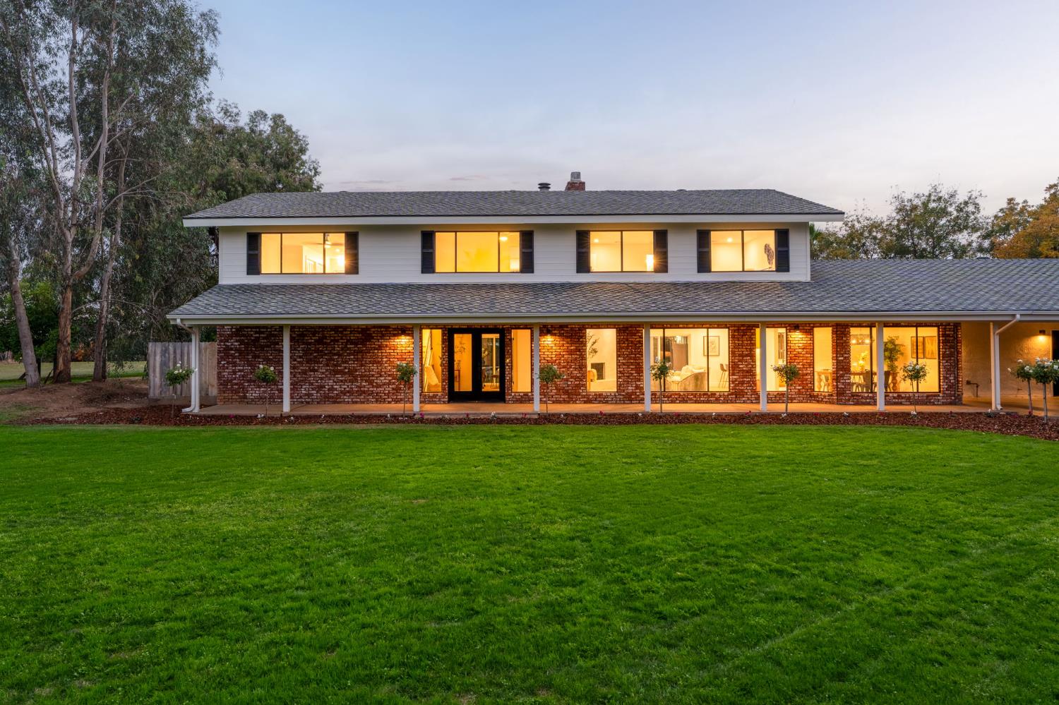 11208 N Fowler Ave, Clovis, CA 93619