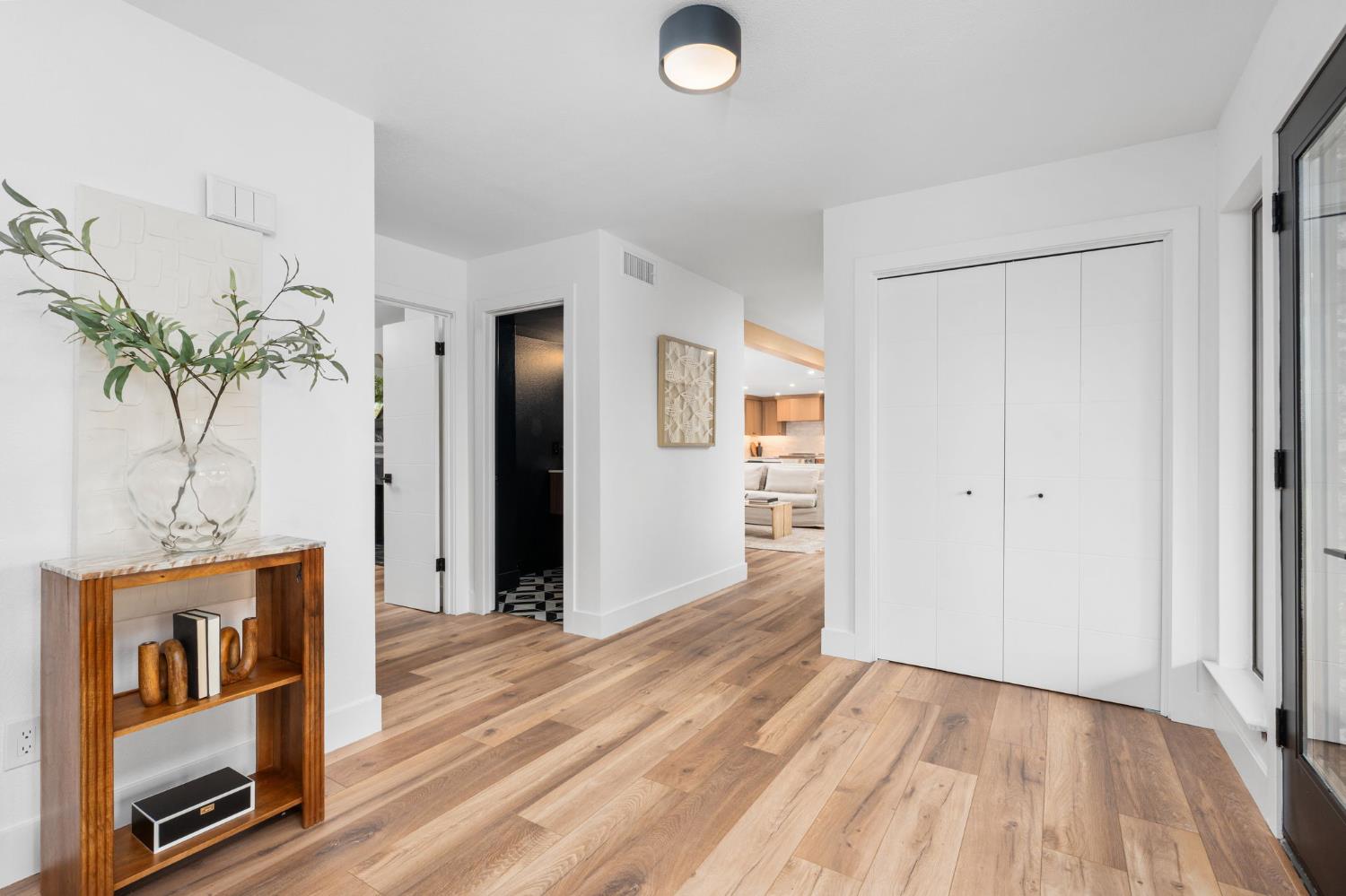 11208 N Fowler Ave, Clovis, CA 93619