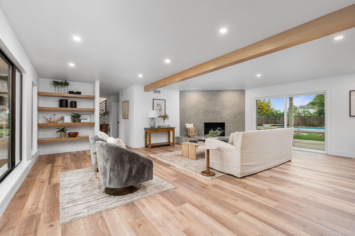 11208 N Fowler Ave, Clovis, CA 93619