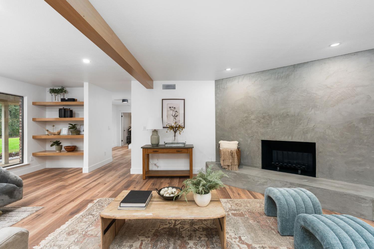 11208 N Fowler Ave, Clovis, CA 93619