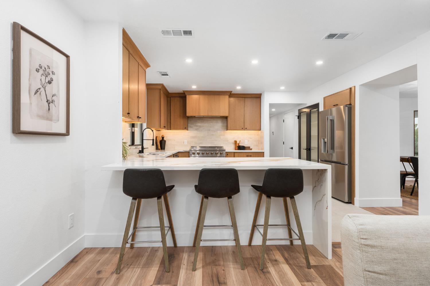 11208 N Fowler Ave, Clovis, CA 93619