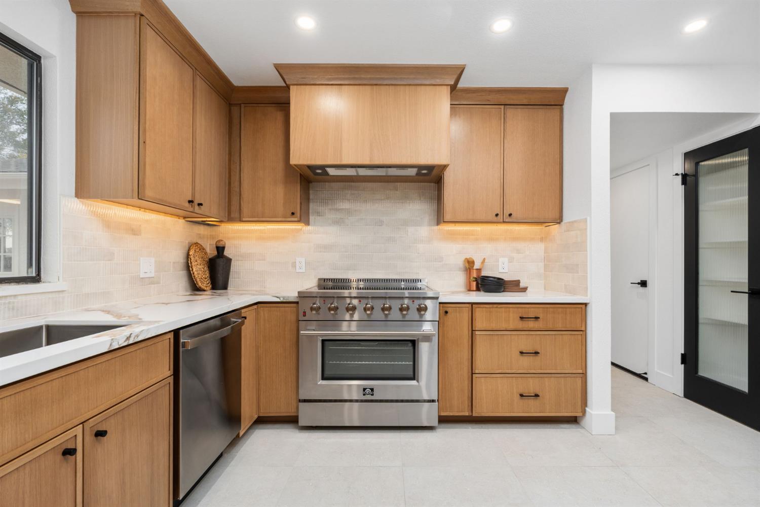 11208 N Fowler Ave, Clovis, CA 93619