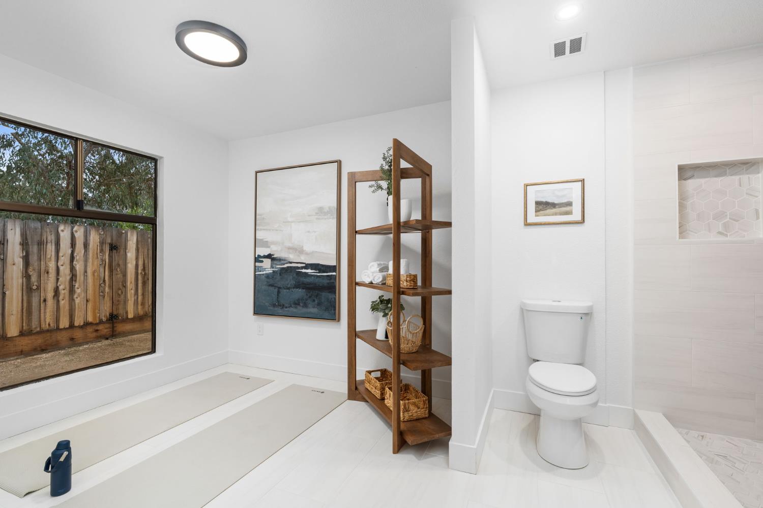 11208 N Fowler Ave, Clovis, CA 93619