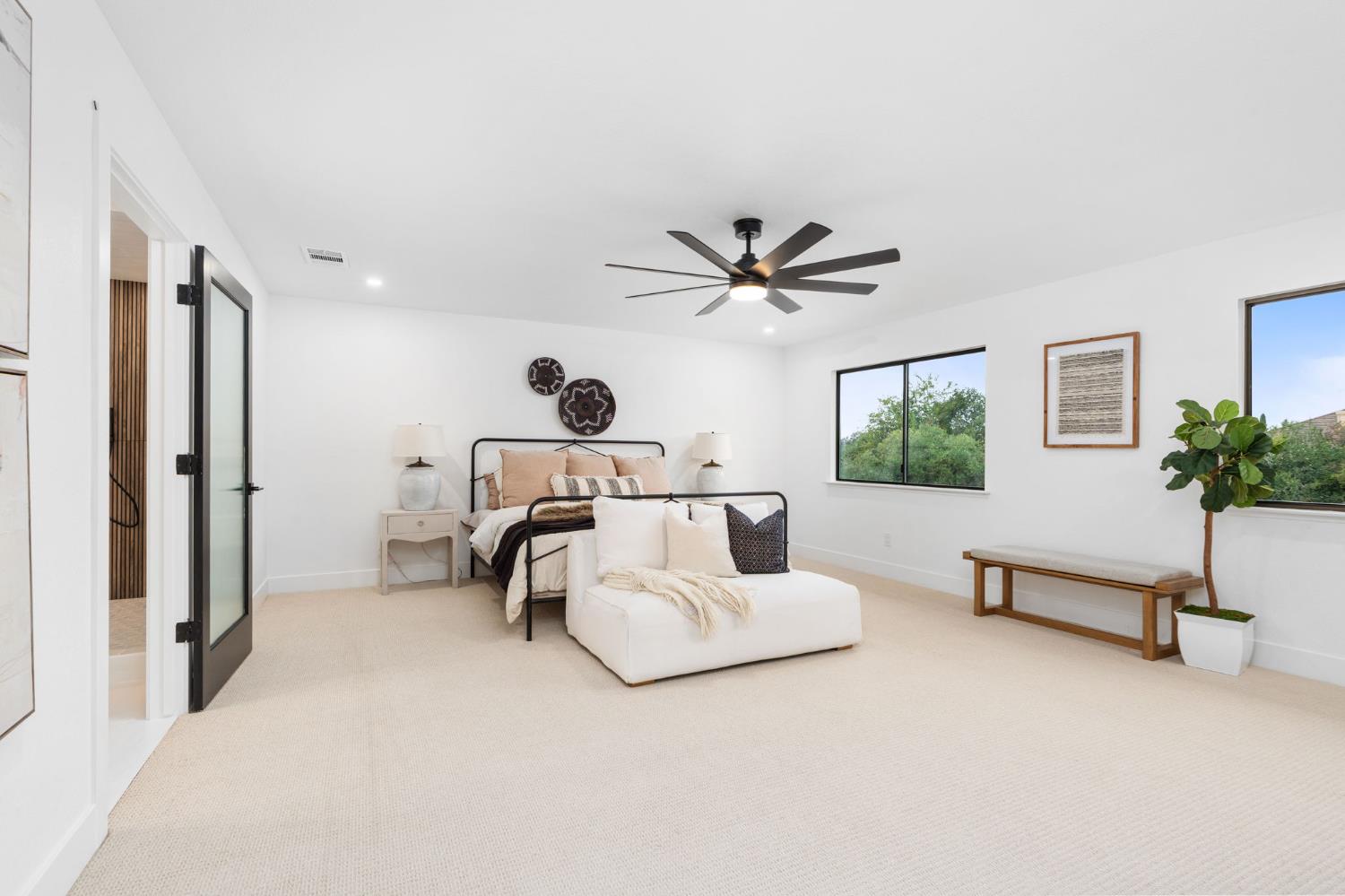 11208 N Fowler Ave, Clovis, CA 93619