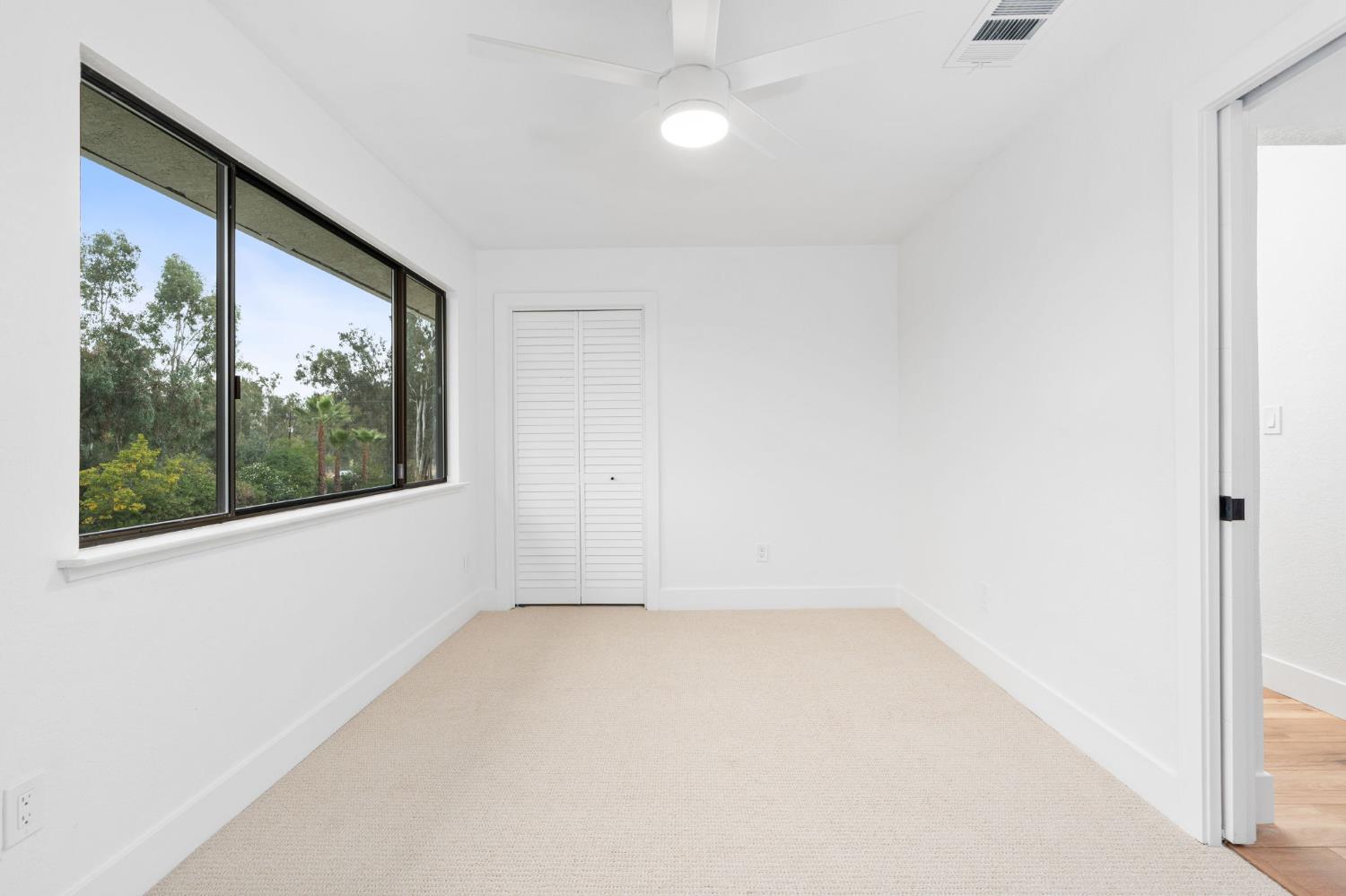 11208 N Fowler Ave, Clovis, CA 93619