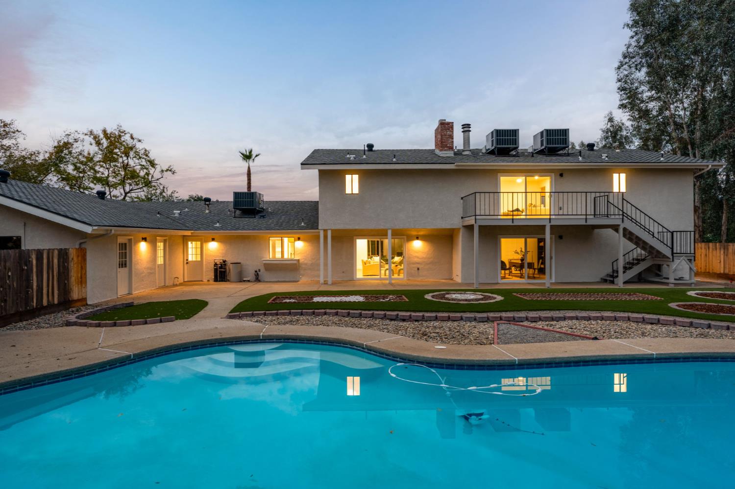 11208 N Fowler Ave, Clovis, CA 93619