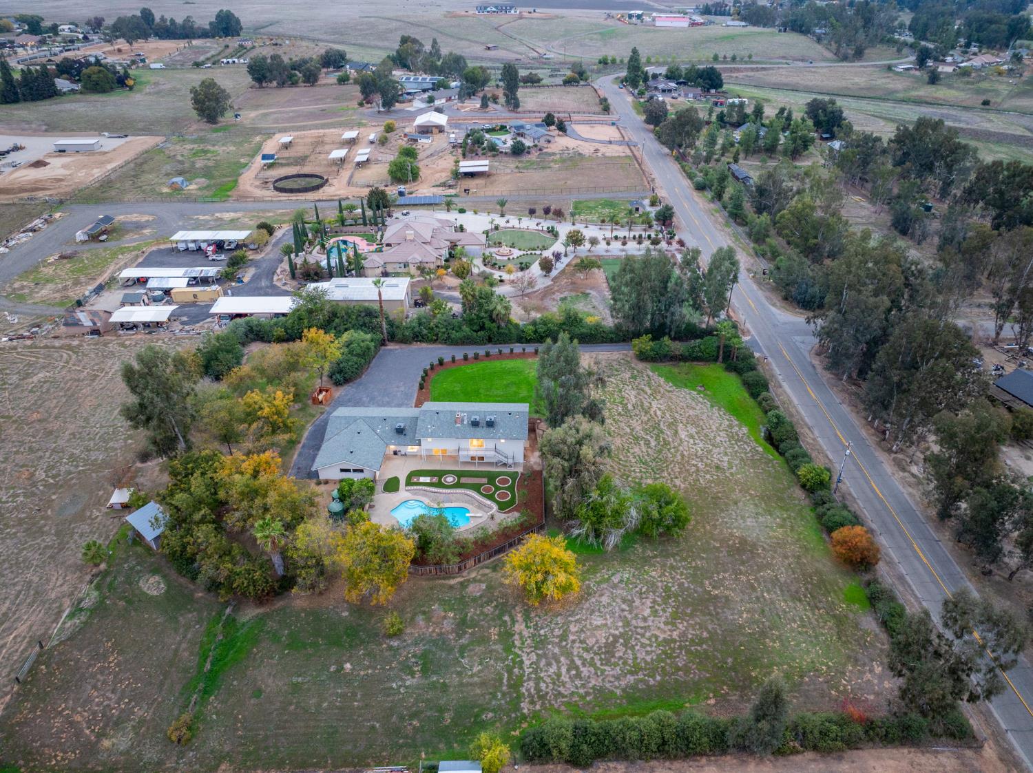 11208 N Fowler Ave, Clovis, CA 93619