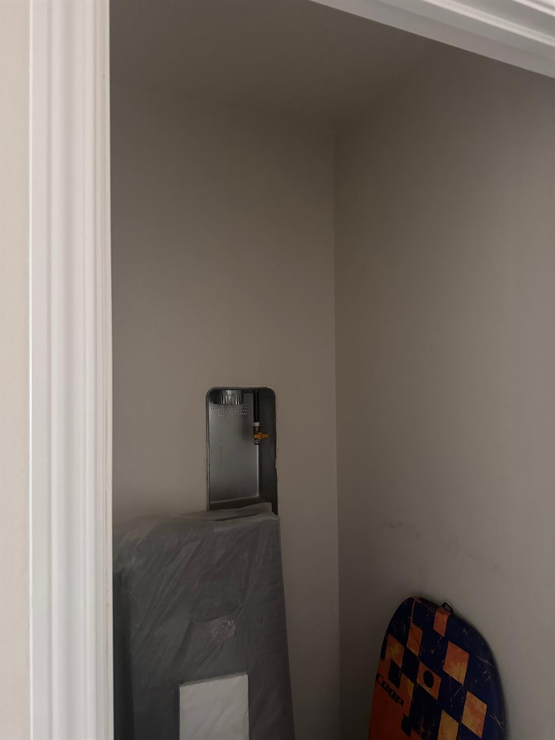 1047 Maine Ave, Clovis, CA 93619