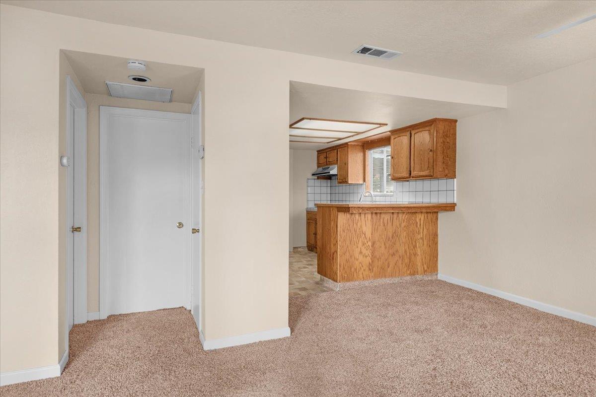 1651 5Th St, Clovis, CA 93611