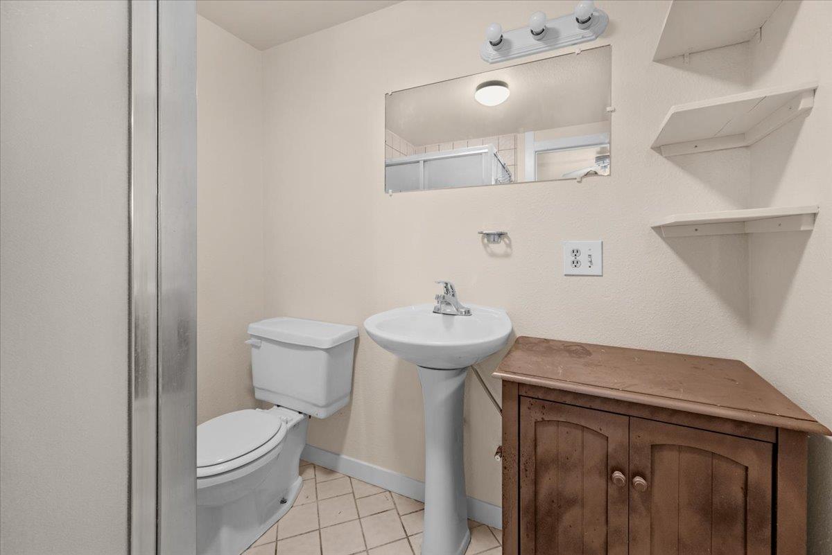 1651 5Th St, Clovis, CA 93611