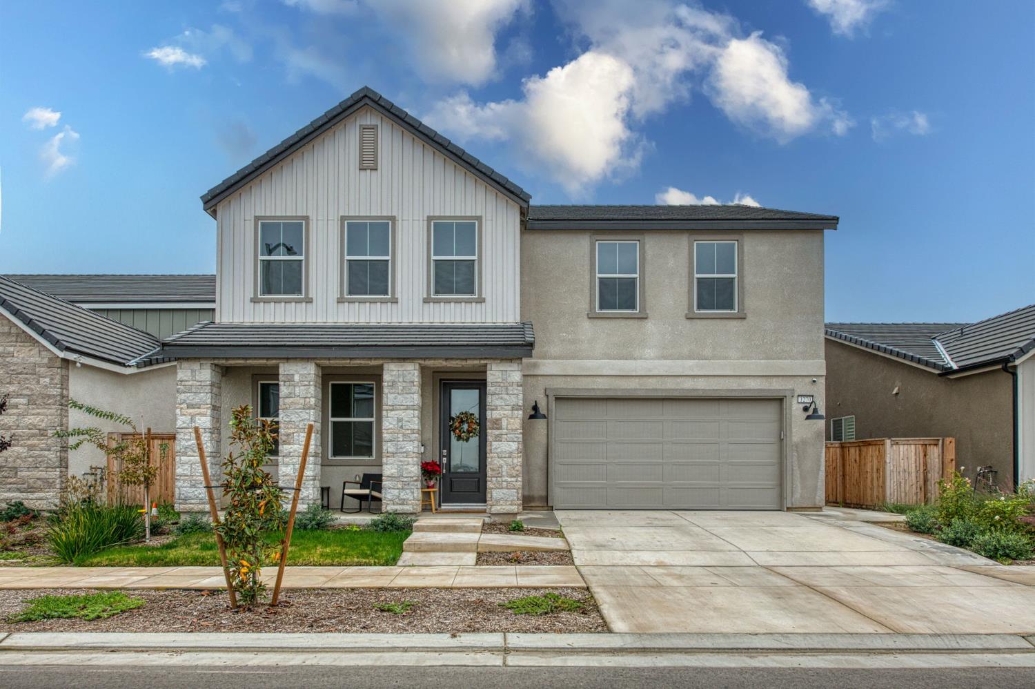 1270 Summerset Ave, Clovis, CA 93619