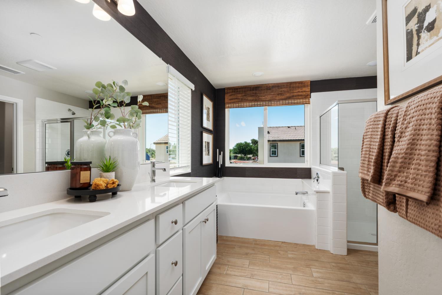 1513 Redbrick Ln, Clovis, CA 93619