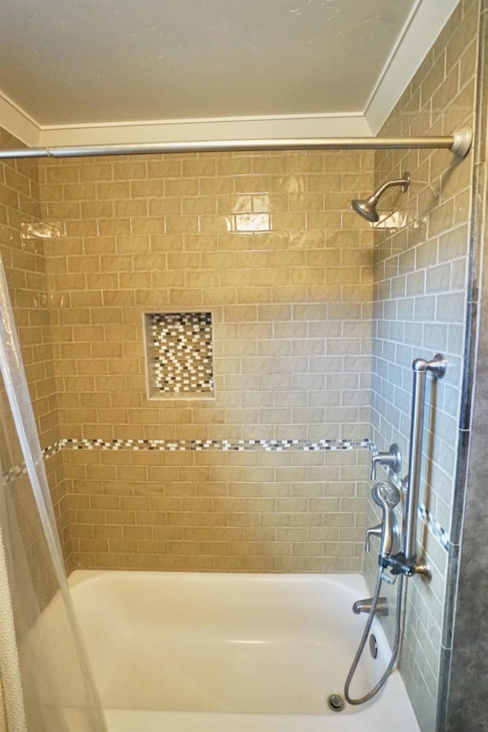 10340 Fowler Ave, Clovis, CA 93619