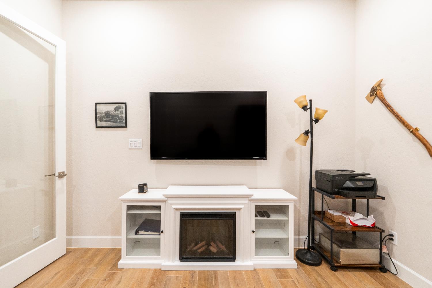 1731 N Hanson Ave, Clovis, CA 93619