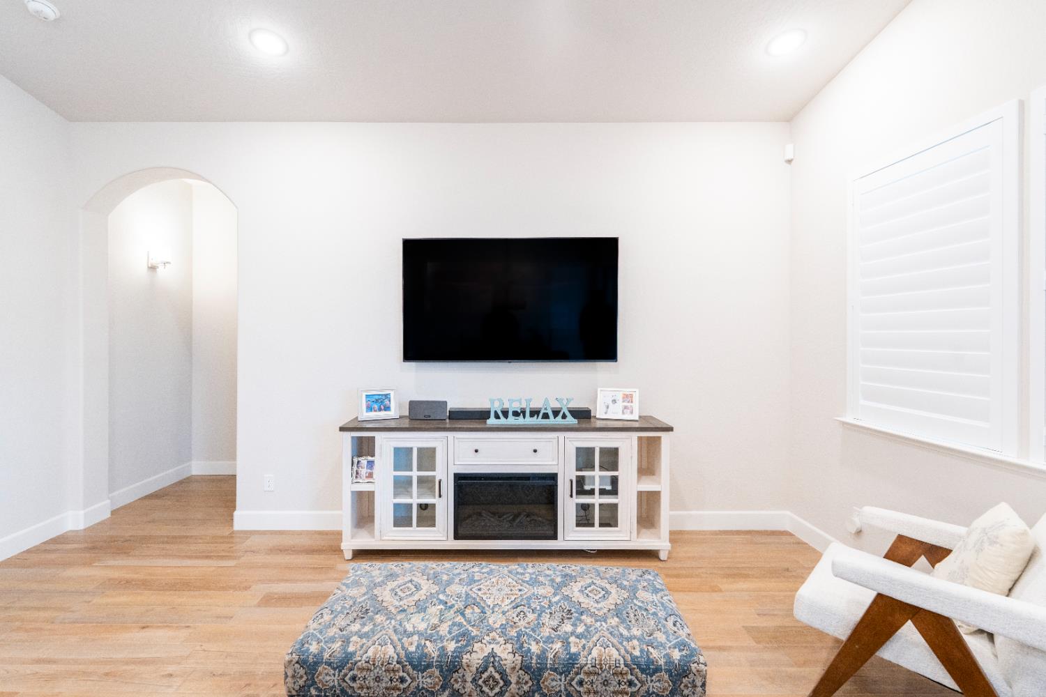 1731 N Hanson Ave, Clovis, CA 93619