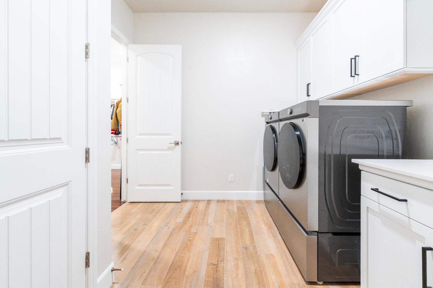 1731 N Hanson Ave, Clovis, CA 93619