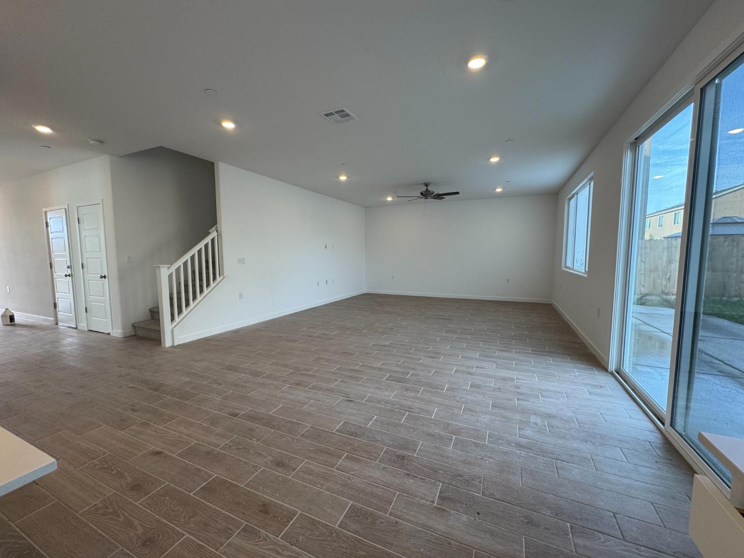 4373 Rialto Ave, Clovis, CA 93619