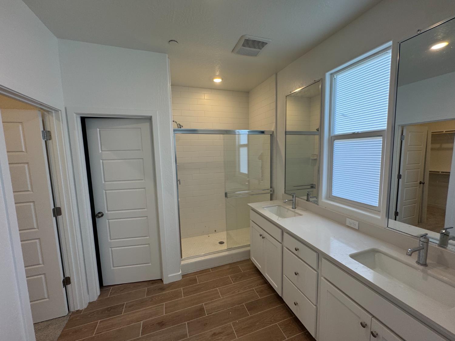 4373 Rialto Ave, Clovis, CA 93619