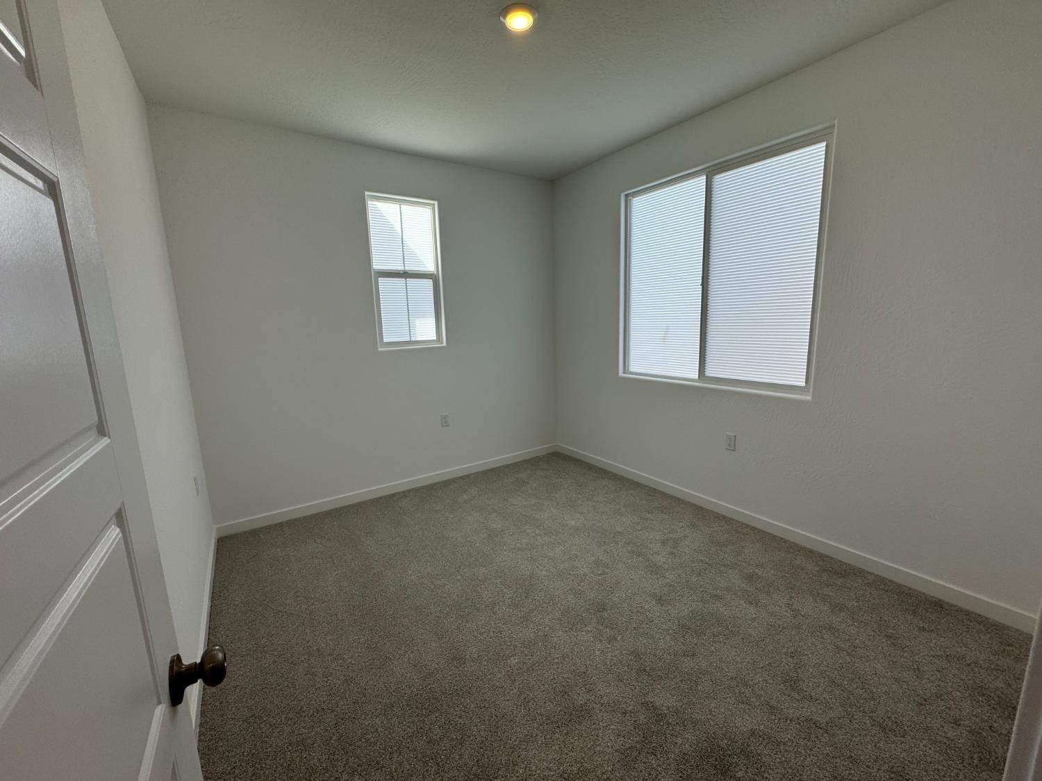 4373 Rialto Ave, Clovis, CA 93619