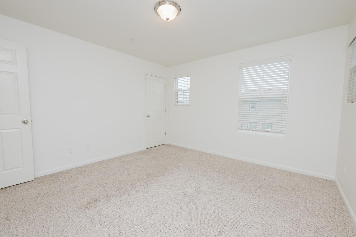 3762 Savant Ln, Clovis, CA 93619